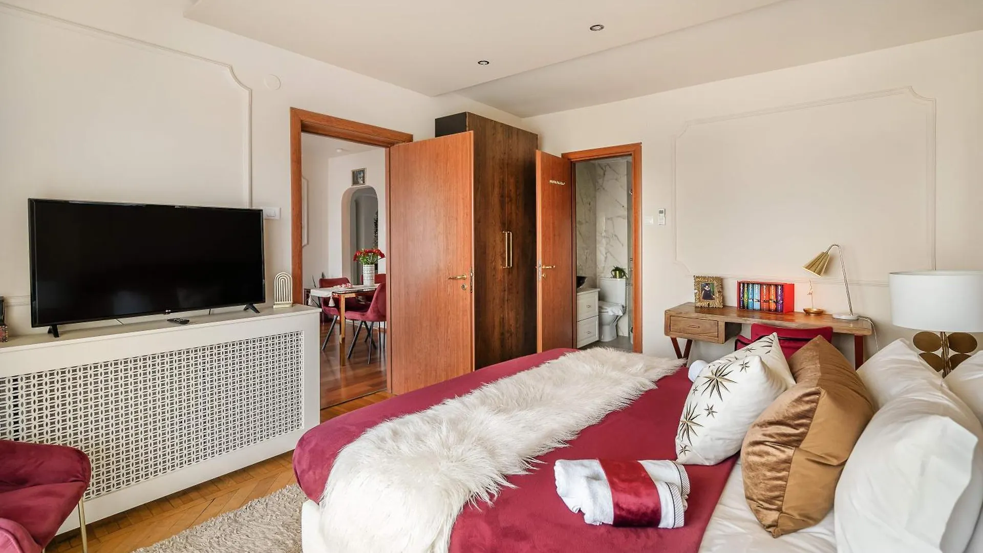 Apartment Ferienwohnung Gryffindor Tower Bukarest Rumänien